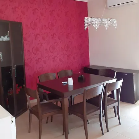 Edem Villa *